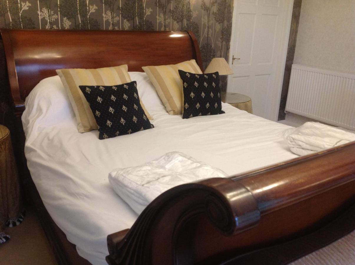 Felbrigg Lodge Bed And Breakfast Aylmerton ภายนอก รูปภาพ