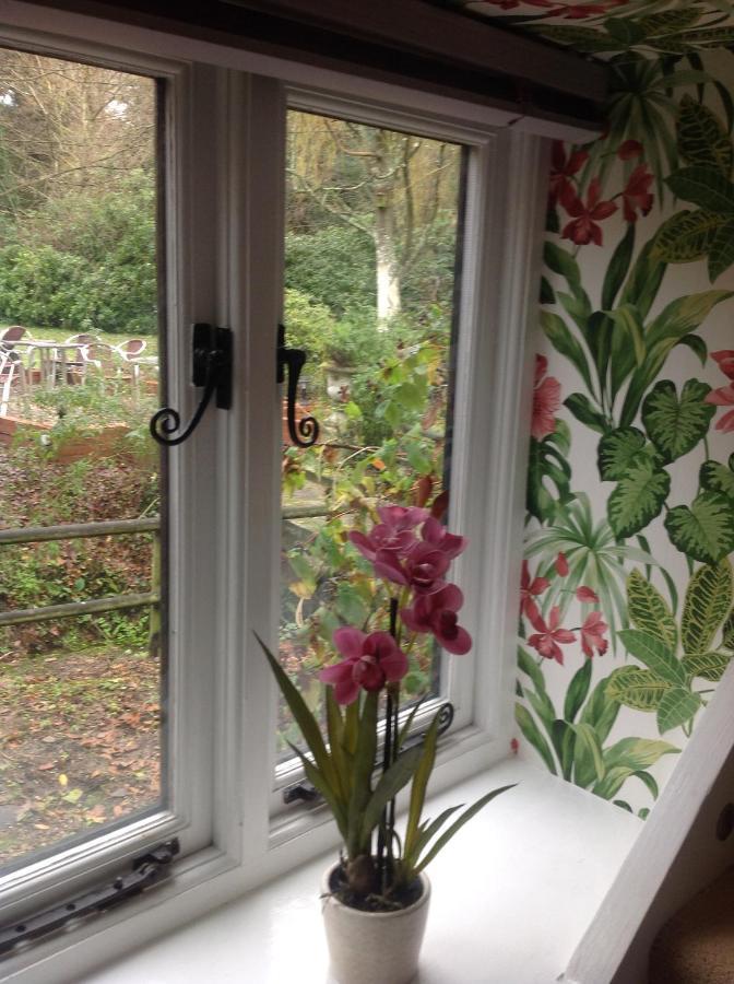Felbrigg Lodge Bed And Breakfast Aylmerton ภายนอก รูปภาพ
